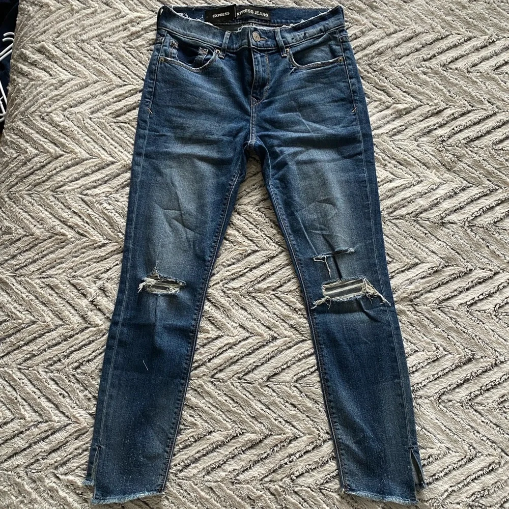 Express Jeans - Picture 1 of 5